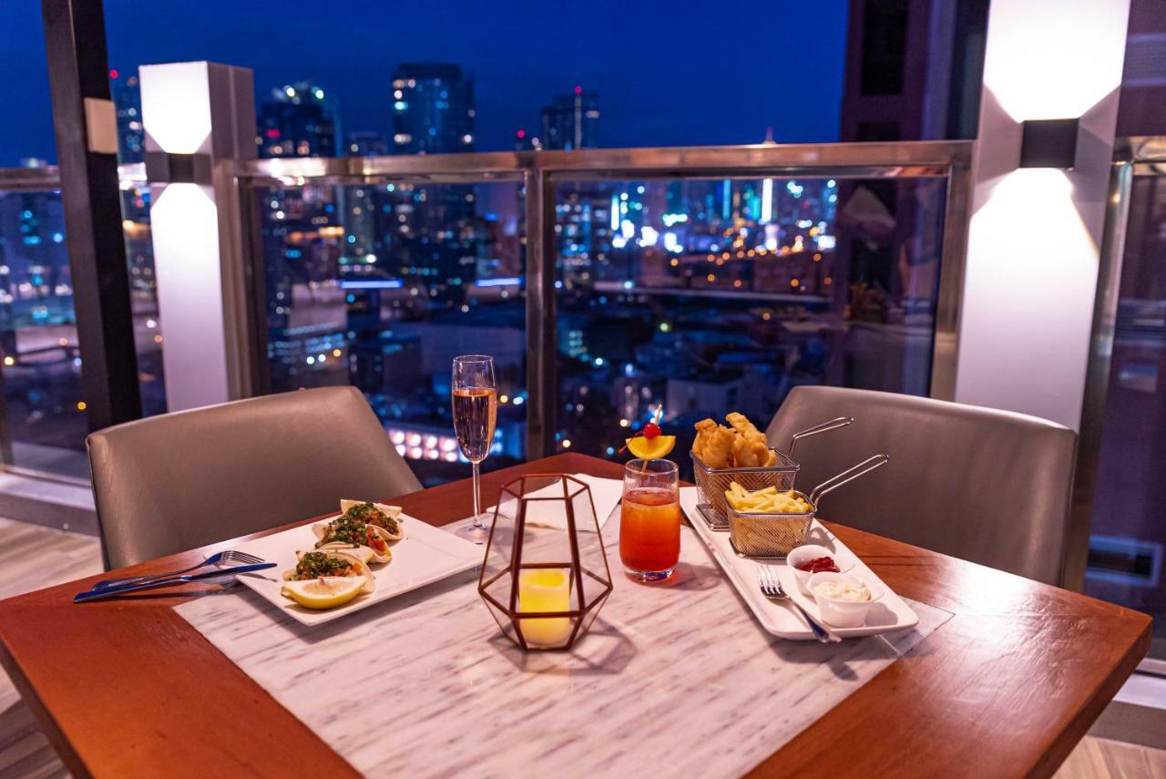 Coro Hotel Makati City Dış mekan fotoğraf