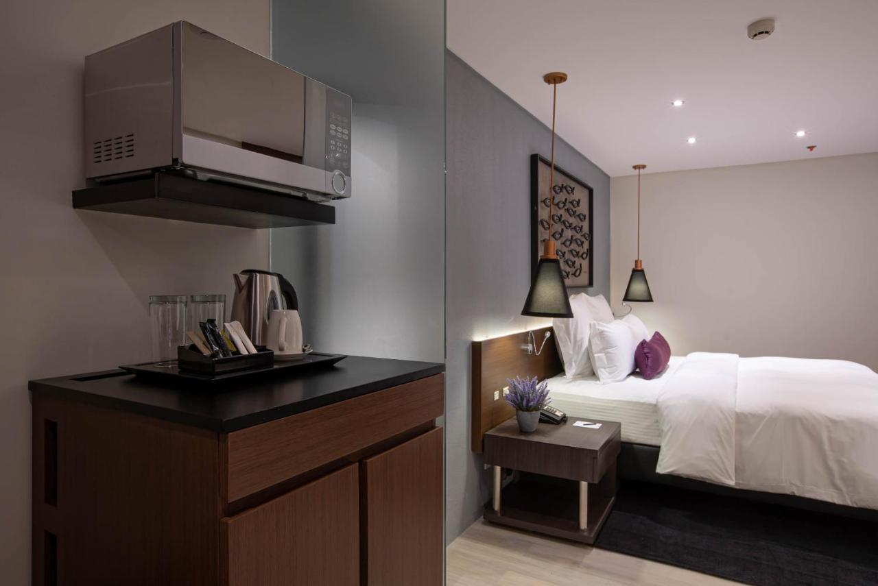 Coro Hotel Makati City Dış mekan fotoğraf